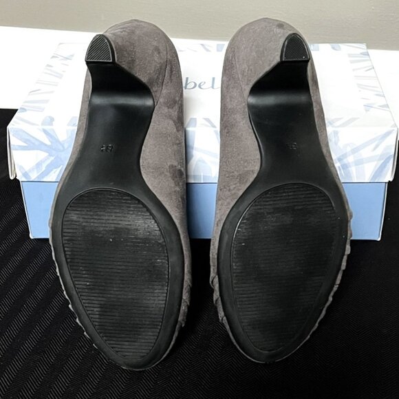 Abella Grey Suede Pumps – Size 8.5 - Picture 6 of 7